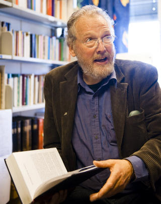 LANGT � G�: - Ordet g� heldt eg p� med i halvanna �r, sier Olaf Almenningen om arbeidet med boka.