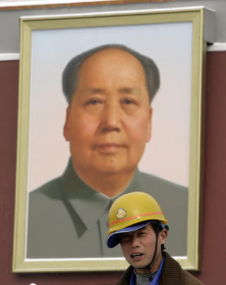 FORMANN MAO: Viktig for medlemmene i Venstresocialistene, som for s� mange andre ytterligg�ende venstreparti fra 1960-tallet. Foto: REUTERS/Jason Lee