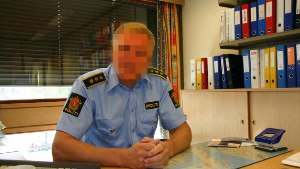 SIKTET: Mannen i 60-�rene har fungert som lensmann i Modum i to �r. Han er n� suspendert fra jobben.