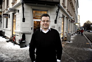 FIKK MEDHOLD:  Eiendomsmegler Petter Andreas Poppe. Foto: OLE C. H. THOMASSEN