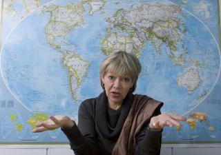 SJOKKERT: Elisabeth Rasmussen, generalsekret�r i Flyktningehjelpen, synes uttalelsene til Nick Griffin er helt vanvittige. Foto: Bj�rn Sigurds�n / SCANPIX