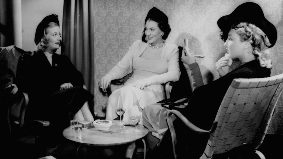 FILMATISERT: Arve Moens roman D�den er et kj�rtegn ble filmatisert i 1949. Romanen er n� k�ret til Norges 17. beste krimroman av Dagbladet.  Foto: NFI