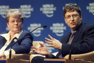 DAVOS, 2000: Gro og Bill Gates. Foto: Scanpix