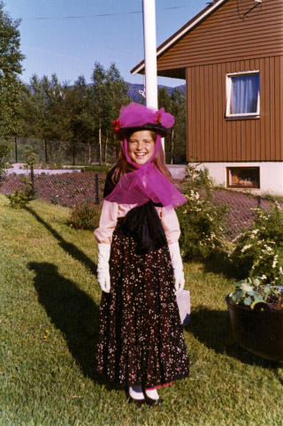 BESTE ANTREKK: Jenny ble k�ra til Svarta Bj�rn under vinterfestuka i Bjerkvik i 1977.