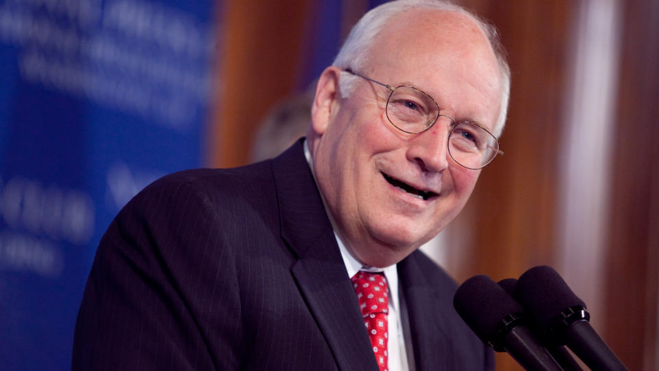 HEMMELIGHOLD:  Tidligere visepresident Dick Cheney ga ordre om � holde antiterrorprogram hemmelig for de folkevalgte. Foto: Brendan Hoffman/Getty Images/AFP/Scanpix