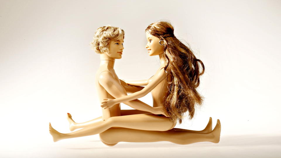FARLIG? Britiske helsemyndigheter skriver i en fersk brosjyre at skoleelever har rett til god sex. Kritikere mener det f�rer til kj�nnssykdommer og ten�ringsaborter. Illustrasjonsfoto: Ole C. H. Thomassen