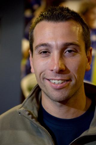 VIKAR: Toppspillerutvikler Andrea Loberto m� lede VIF-laget i Tor-Ole Skullerud og Kaz Sokolowskis sykdomsfrav�r. Foto: Kyrre Lien / SCANPIX .