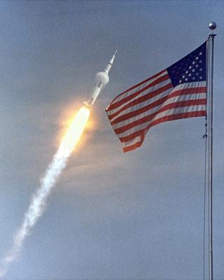 HISTORISK:  Tre menn dro til m�nen 20. juli 1969. Foto: SCANPIX/REUTERS/NASA/scanpix