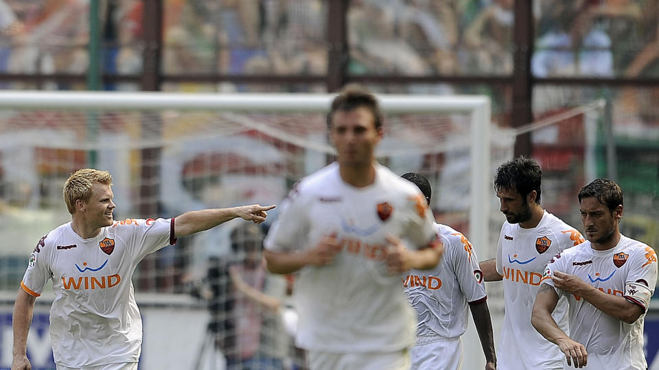 �PNET MED SCORING: John Arne Riise startet sesongoppkj�ringen med scoring mot Blackburn. Foto: AFP