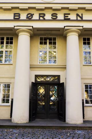  OPP:  God start en sommermandag p� Oslo B�rs for store norske selskaper. Illutrasjonsfoto: BERIT ROALD, SCANPIX.