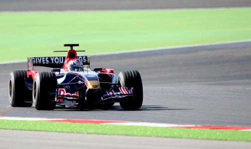 LITE TESTING: Jaime Alguersuari har gjennomf�rt noen tester for Torro Rosso tidligere, men det blir en br� overgang for unggutten n�r det blir alvor i Ungarns Grand Prix til helgen. Foto: SCANPIX/EPA/MARIO CRUZ