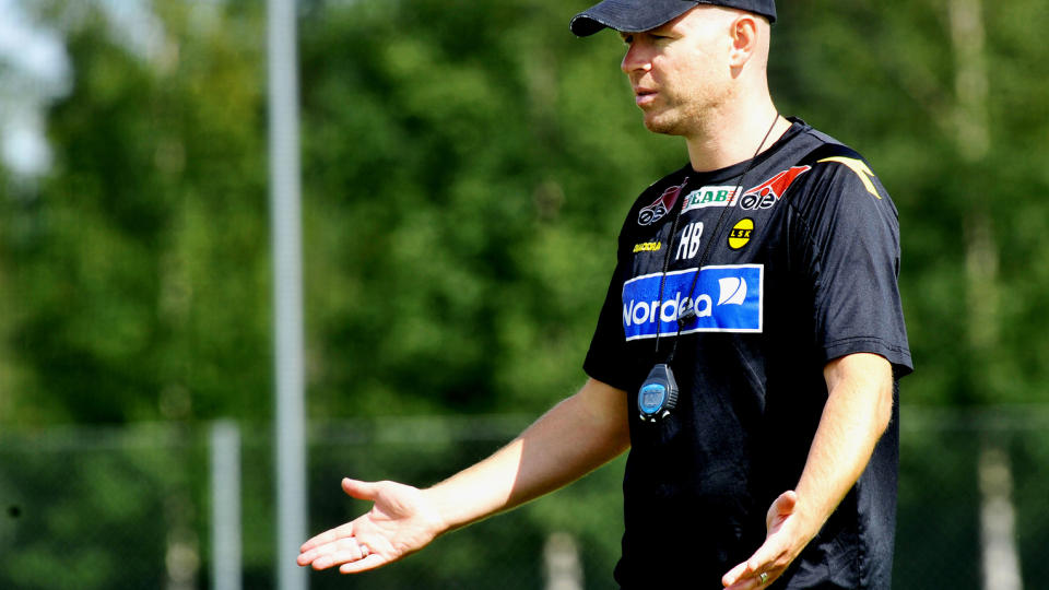 F�R SJANSER HELE TIDA: - Med s� gode medspillere som du har i United er det lettere � sk�re mange m�l, sier Henning Berg - og viser blant annet til Michael Owen og Ole Gunnar Solskj�r. Mame Biram Diouf g�r fra Molde til United 1.januar 2010. Foto: Erik Berglund/Dagbladet