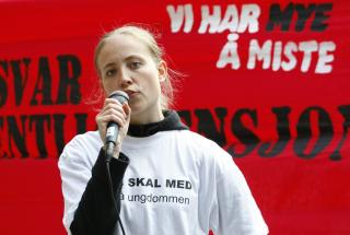 GR�TER IKKE: Leder i Sosialistisk Ungdom, Mali Steiro Tronsmoen, betaler gjerne Hagens flybillett. Trolig er ikke dette n�dvendig. Foto: Erlend Aas / SCANPIX
