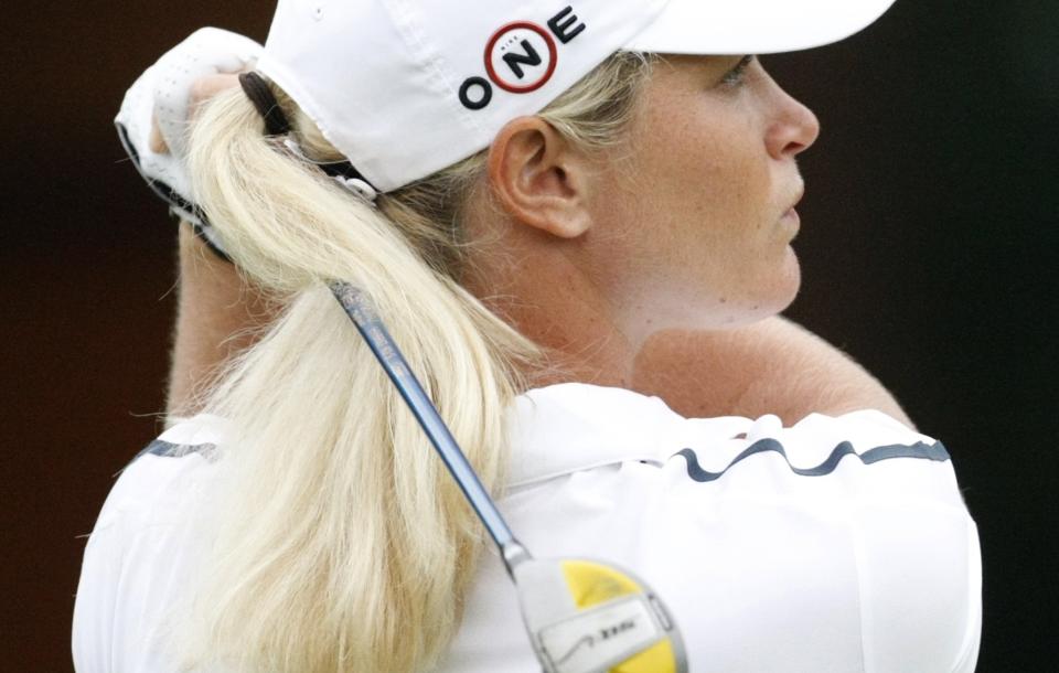 �PNING P� DET JEVNE: Suzann Pettersen �pnet Evian Masters p� par.Foto: SCANPIX/REUTERS/Denis Balibouse