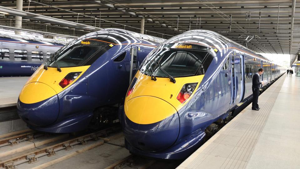JAVELIN: Londons nye Javelin-tog p� stasjonen King Cross. Foto: AP Photo / Ian West, pool/Scanpix