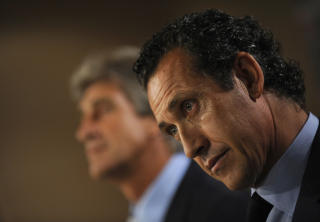 M� SELGE: Men Jorge Valdano sliter med med � f� trimmet Real-spillerstallen. Foto: Pierre-Philippe Marcou / EPA.