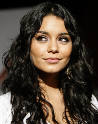 JENTE: Vanessa Hudgens spiller sammen med Zac Efron i High School Musical-serien. Hun kan ogs� f� se p� Disney XD, men kanalen retter seg spesielt mot gutter. Foto: REUTERS/Mario Anzuoni