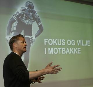 TRIST: TV 2-ekspert Dag Otto Lauritzen er forbl�ffet over at det fortsatt finnes bloddopere i sykkelsporten. Foto: Tor Erik Schr�der / SCANPIX