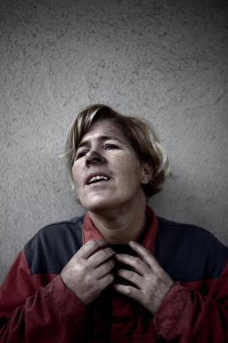 BRUTTE L�FTER: - Jeg tror mange f�ler at man ikke har holdt l�ftene fra Soria Moria-erkl�ringen og at de derfor vurdere � stemme p� noe annet, sier Tove Aspeseter (40). Foto: LARS LINDQVIST