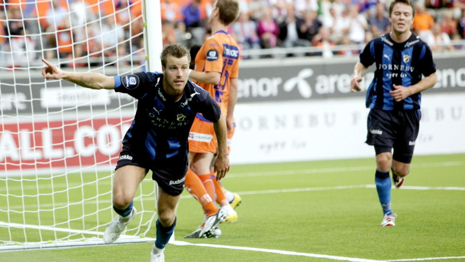 GOD GENERALPR�VE: Stab�k imponerte mot Aalesund med St�le Solbakken p� tribunen. B�rums-laget m�ter FC K�benhavn i avgj�rende Champions League-kvalifisering p� onsdag.
Foto: Stian Lysberg Solum / SCANPIX