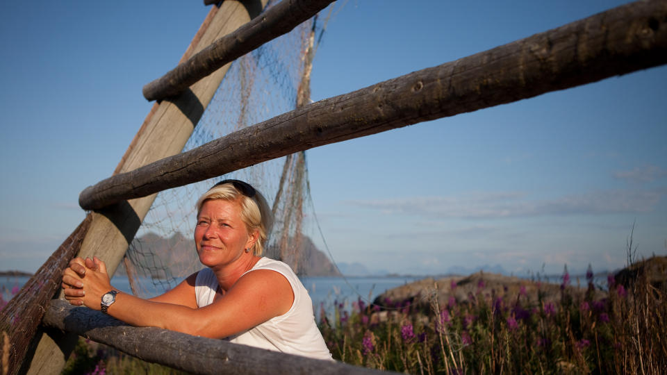 VIL BORE: Frp-leder Siv Jensen lover � starte arbeidet med � �pne for petroleumsutvinning i Lofoten og Vester�len i l�pet av de 100 f�rste dagene i regjering, hvis velgerne sender partiet inn i regjering. Foto: Jo Straube