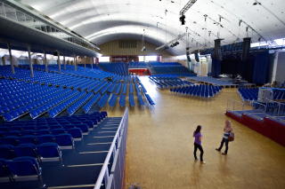 VIDEOOVERV�KET: Overgrepet skal ha skjedd p� omr�det til Brunstad Conference Center, if�lge politiet. Omr�det er videooverv�ket, og politiet g�r n� igjennom bildematerialet. Her er et bilde inne fra konferansesenteret. Foto: Thorbj�rn Gr�nning