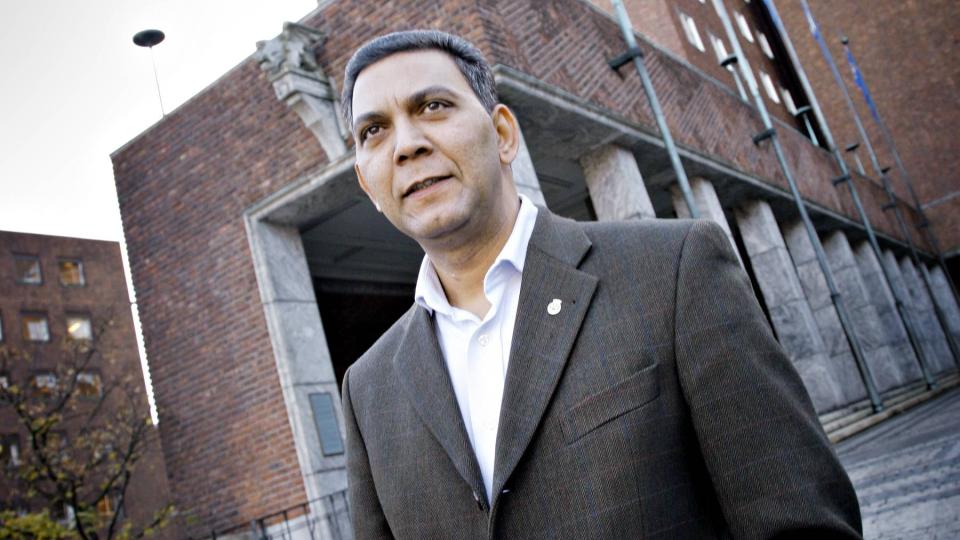 FORT BORT: Kriminelle asyls�kere m� bort s� fort som mulig, mener stortingsrepresentant for SV, Akhtar Chaudhry. FOTO: Lars Eivind Bones.