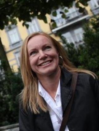 R�MTE MED BARNA:  Anne Cecilie Hopstock hentet barna i Marokko. Foto: Tomm W. Christensen