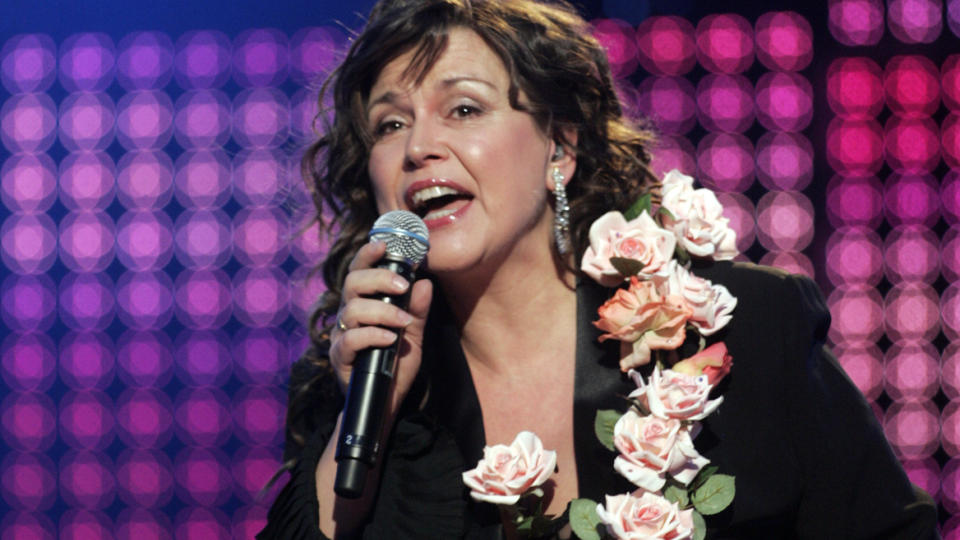  BEIT DANSKEB�TVAKT:  Artist Jenny Jenssen fra delfinalen i Melodi Grand Prix i 2007, hvor hun sang  melodien �Vil du ha svar�
Foto: Terje Bendiksby / SCANPIX