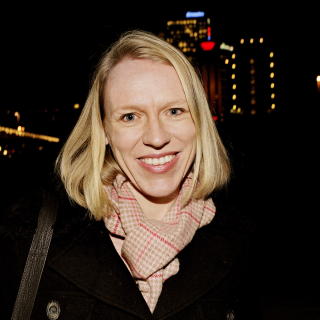 REDAKT�R: Anniken Huitfeldt er redakt�r for boka. - Historiene om � st� fram som homofil er veldig sterke, sier hun. Foto: METTE M�LLER/DAGBLADET