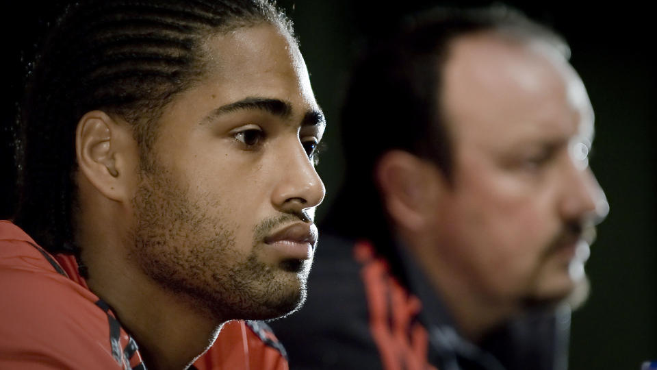 KJ�PT DYRT: Glen Johnson er et Liverpools to store sommerkj�p. N� vet ikke Rafa Benitez om han har penger til flere spillere. Foto: AFP/NICOLAS ASFOURI
