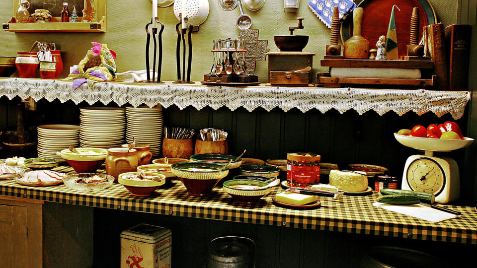 ERZSCHEIDERFROKOST: Bor du p� Erzscheiderg�rden p� R�ros vanker det frokost som huskes.  
Foto: Ole C. H. Thomassen