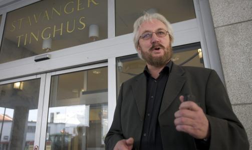 LETTET: Einar Baardsen sier til Dagbladet at frifinnelsen var en ubeskrivelig lettelse. Samtidig takket han John Arne Riise for � ha snakket sant i sin vitneforklaring. 
Foto: Alf Ove Hansen / SCANPIX