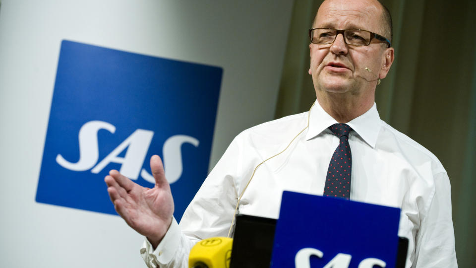 D�RLIG NYTT:  Konsernsjef Mats Jansson i SAS la fram underskuddstall p� en milliard svenske kroner i dag for andre kvartal. N� skal selskapet kappe minst tusen stillinger. Foto: SCANPIX.