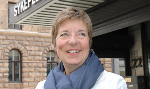 SVIKTER ELDRE: - I dag f�r ikke de eldre det samme helsetilbudet som andre i samfunnet, sier Lisbeth Normann. Foto: NORSK SYKEPLEIERFORBUND