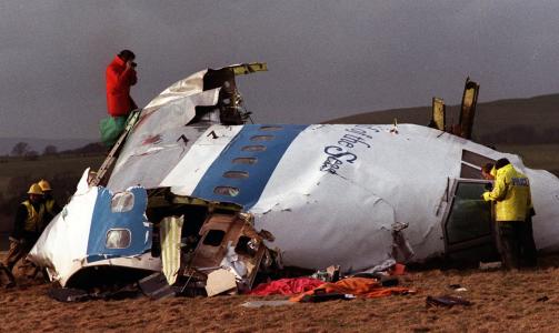 VRAK: Flyet, en Boeing 747, var p� vei fra Londons flyplass Heathrow til John F. Kennedy International Airport i New York. Et flertall av passasjerene p� Pan Am flight 103 var amerikanere p� vei hjem for � feire jul med sine familier. Foto: SCANPIX/AP Photo