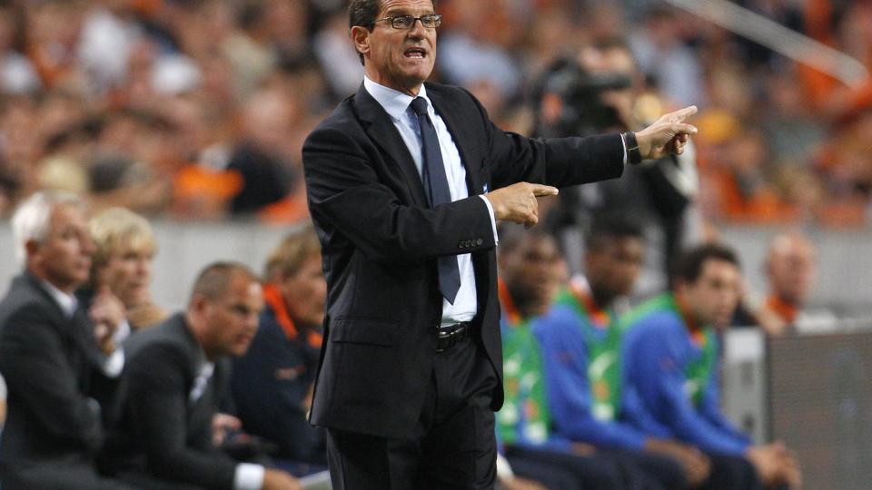 ADVARSEL: Fabio Capello advarer England-stjernene mot � bli for kjepph�ye. Foto: REUTERS/Robin van Lonkhuijsen/United Photos