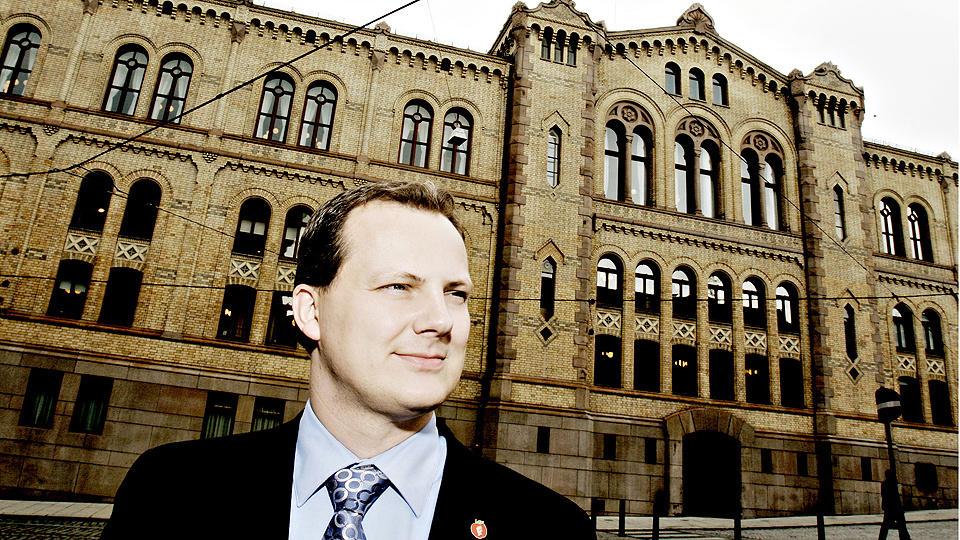 FULL OLJE-KRIG: Ketil Solvik-Olsen, stortingsrepresentant for Frp, sitter i energi- og milj�komiteen og nevnes som olje- og energiminister av mange dersom Frp f�r regjeringsmakt. Foto: KRISTIAN RIDDER-NIELSEN / Dagbladet