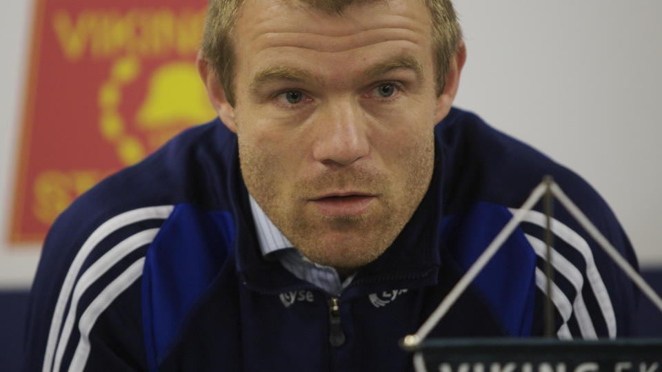 VIL HA TEMPERATUR: Knuffing og verbale sammenst�t h�rer hjemme p� treningsfeltet i en klubb som vil kjempe i toppen, sier sportsdirekt�r Egil �stenstad i Viking. Foto: Alf Ove Hansen, Scanpix