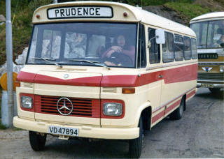 HISTORISK BILDE: �ge Aleksandersen i Prudence-bussen en gang p� tidlig 70-tall. Foto: Jan Bulling/Rock City Namsos.