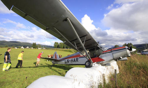 HAVARI: Havarikommisjonen skal etterforske sm�flystyrten i Salangen i ettermiddag. Foto: Jon Henrik Larsen