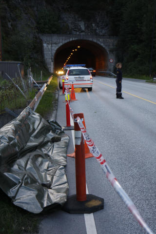FUNNET HER: Langs riksvei 5 i F�rde.