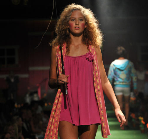 Moods of Norway S/S 2010 �Cocktail Farming�