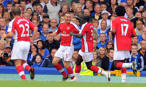 GODT I GANG: Thomas Vermaelen feirer scoring i debuten.Foto: Scanpix/AFP PHOTO/ANDREW YATES