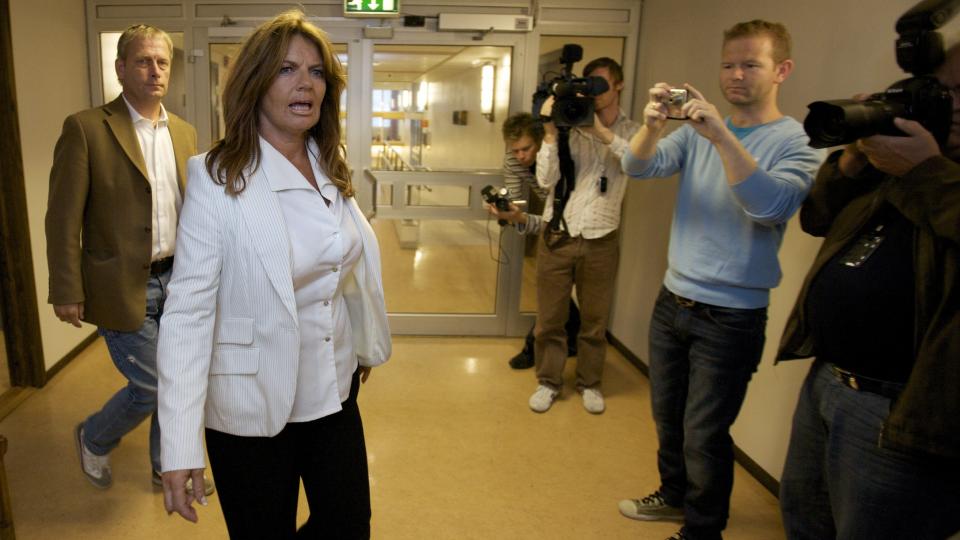 ANSTRENGT FORHOLD: Berit Riise og s�nnens tidligere agent Einar Baardsen er mildt sagt ikke gode venner. Her ankommer hun for � vitne i rettssaken mot Baardsen. Foto: Alf Ove Hansen / SCANPIX