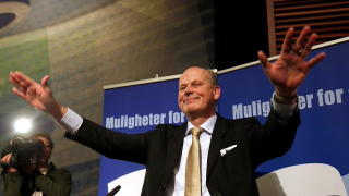 ST�TTER: H�yre-politiker Michael Tetzschner reagerer p� angrepet mot det homofile paret. Foto Cornelius Poppe / SCANPIX