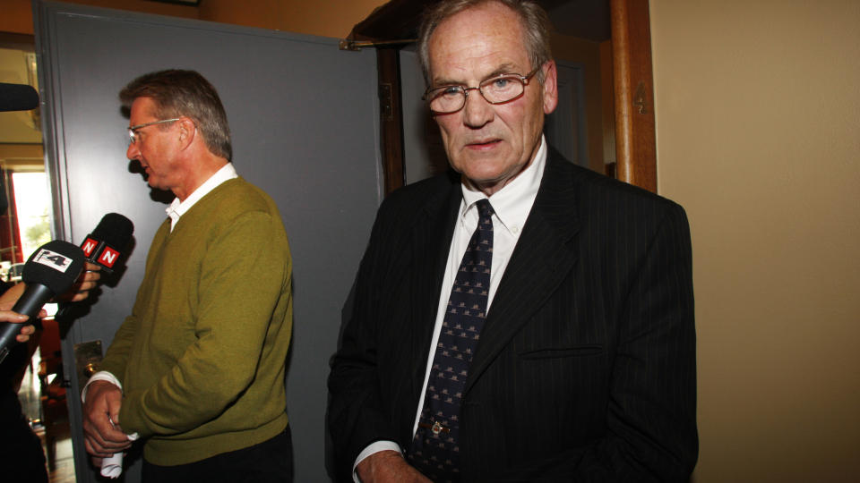 FORSVARER: Frps gruppeleder, Svenn Kristiansen forsvarte avg�tte Anette Wiig Bryn i dagens Dagbladet, og hevder hun bare viderebragte gale tall fra sine medarbeidere. FOTO: SCANPIX