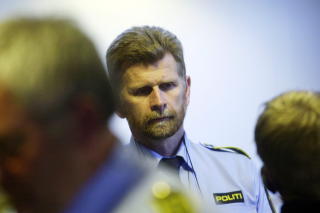FORN�YD MED P�GRIPELSE: Politiinspekt�r Ernst Rosseb�. Foto: Erling H�geland