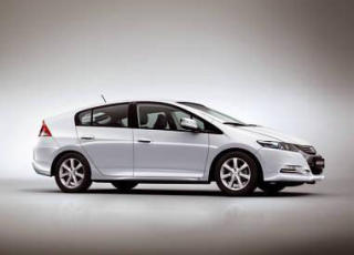 HYBRID HONDA:  Insight er navnet til denne Hondaen med hybrid motorisering