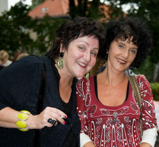  RADARPAR:  Unni Lindell og Anne B. Ragde. Foto: Glenn Svendsen/ Stella Pictures